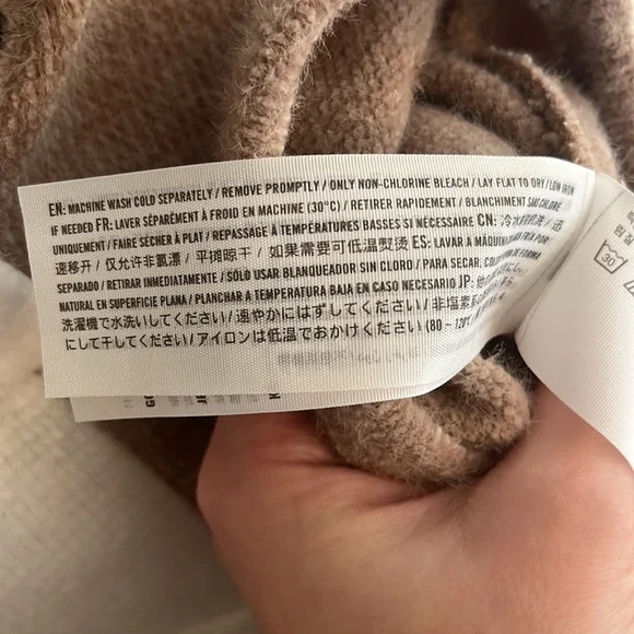 Hollister Two Tone Long Sleeve - Picture 6 of 6